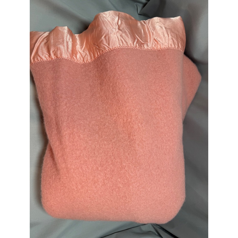 Vintage St. Marys Pink Wool Blanket Satin Trim MCM 64x74